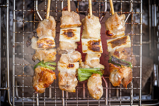 当店自慢！会津地鶏の炭火やきとり